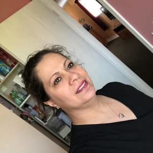 Meet your Posher, Dalia